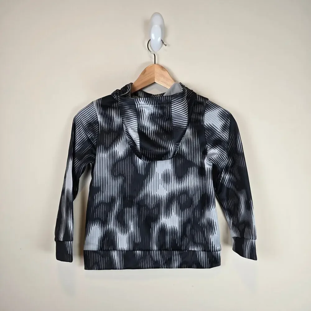 NWT Under Armour Fleece Printed Hoodie Size YXS/7 Black Gray Sweatshirt Pullover